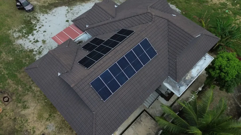 Residential solar panel installation for Pn. Aswani, Selangor by Arus EnerG